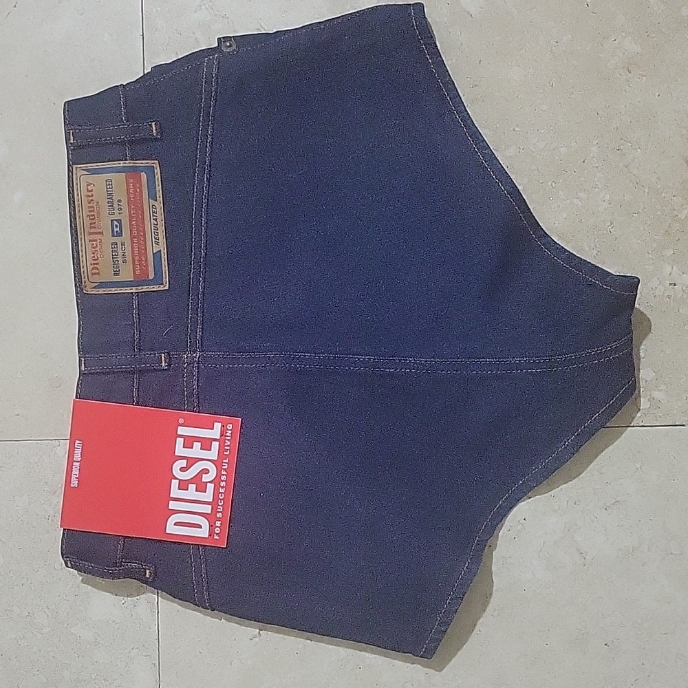 Diesel D-Lunar Shorts Sold Out Brand New - Picture 3 of 7